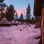 Semesteranläggning (resort) Aurora Village