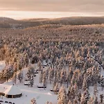 Aurora Village 4*