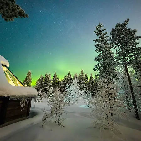 Semesteranläggning (resort) Aurora Village 4*