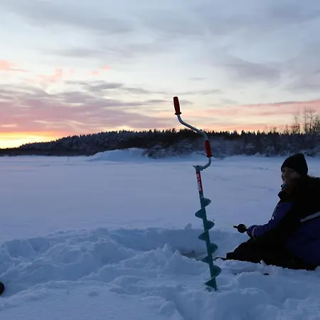 オーロラ ビレッジ イヴァロ リゾート 4*