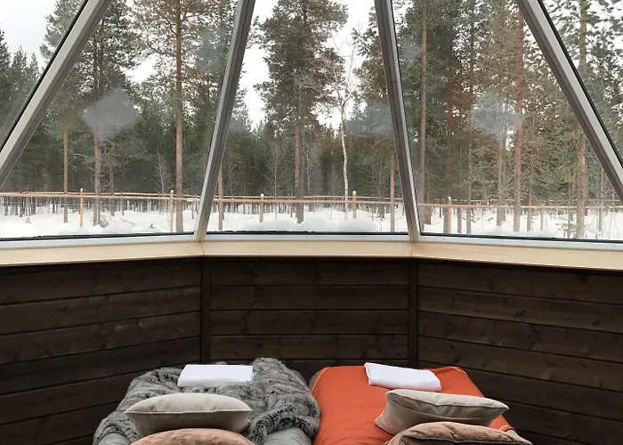 Aurora Village 4* إيفالو