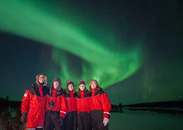伊瓦洛奥罗拉村度假酒店 伊瓦洛