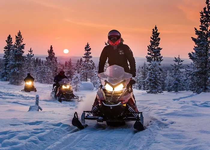 伊瓦洛奥罗拉村度假酒店 伊瓦洛