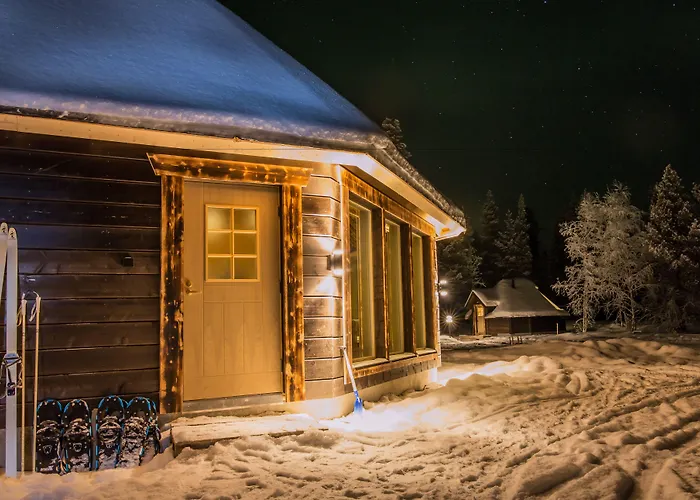 伊瓦洛奥罗拉村度假酒店 度假村 伊瓦洛