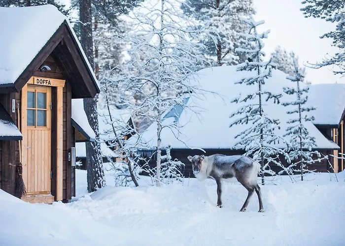 伊瓦洛奥罗拉村度假酒店 4*