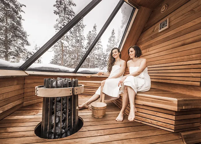 Aurora Village 4* إيفالو