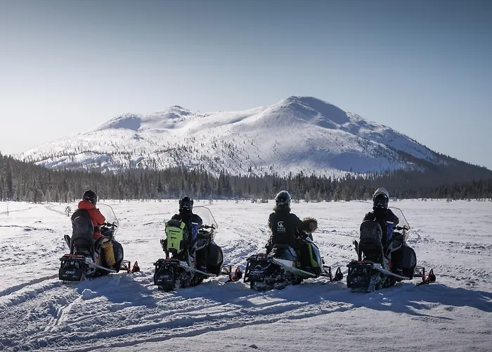 度假村 伊瓦洛奥罗拉村度假酒店 4*