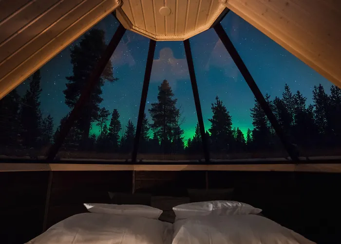 伊瓦洛奥罗拉村度假酒店 度假村