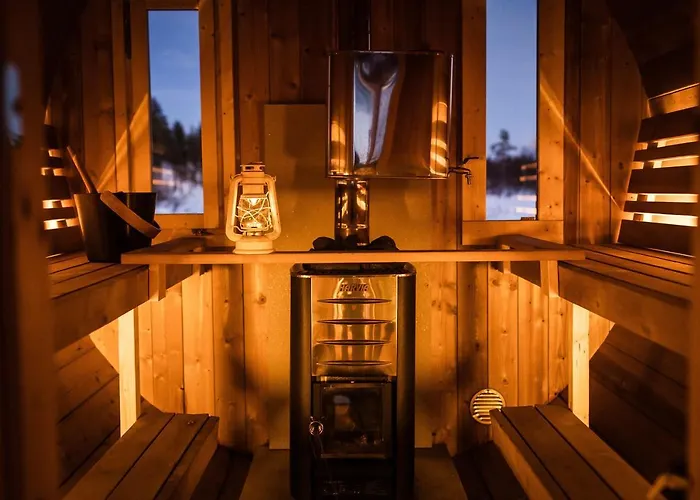 伊瓦洛奥罗拉村度假酒店 4* 伊瓦洛