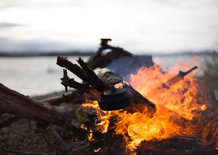伊瓦洛奥罗拉村度假酒店 度假村
